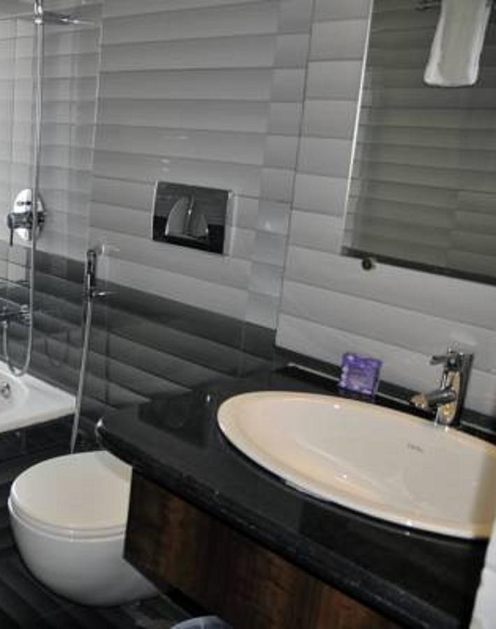 Hotel Dolphin Sambalpur Εξωτερικό φωτογραφία