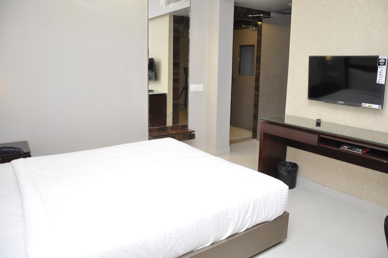Hotel Dolphin Sambalpur Εξωτερικό φωτογραφία